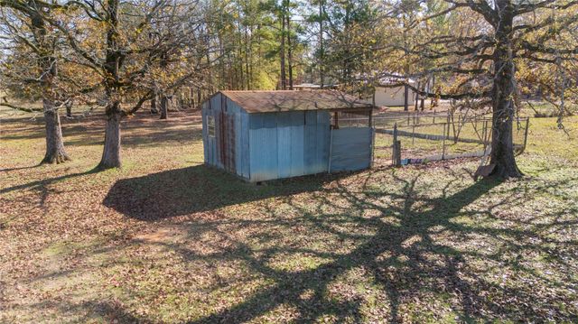 956 Lightfoot Road, Lufkin, TX 75901