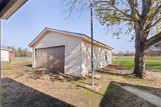 956 Lightfoot Road, Lufkin, TX 75901