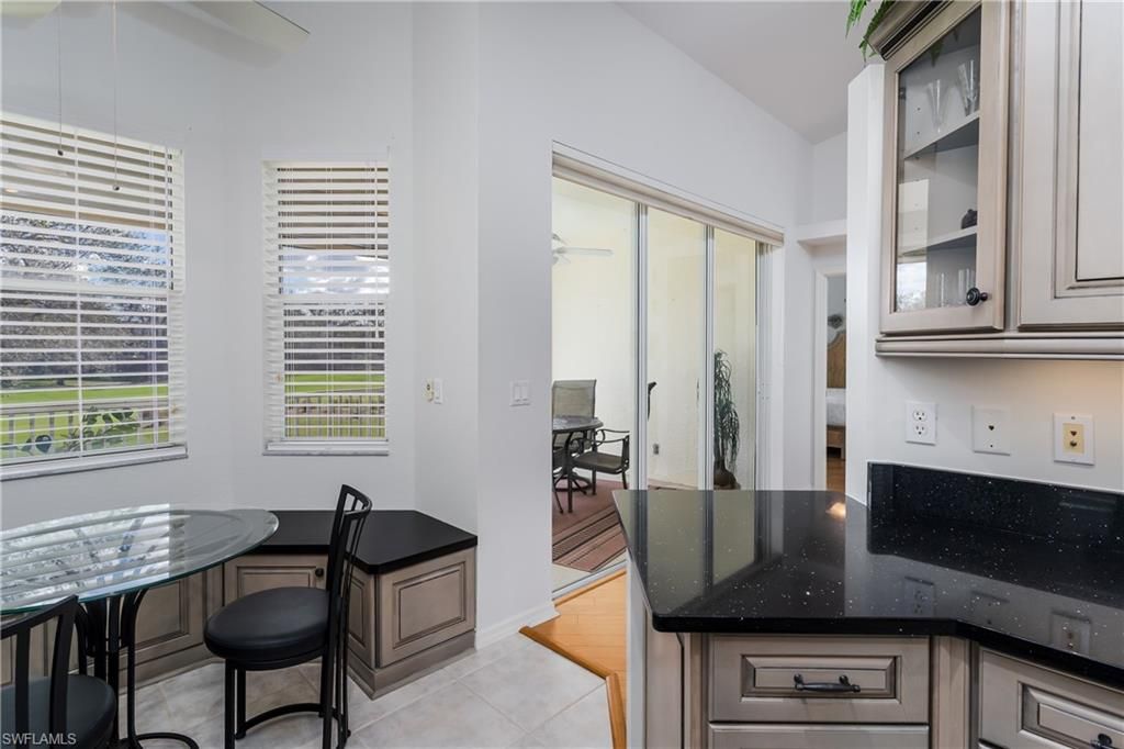 640 Lalique CIR 405, NAPLES, FL 34119 — photo 3