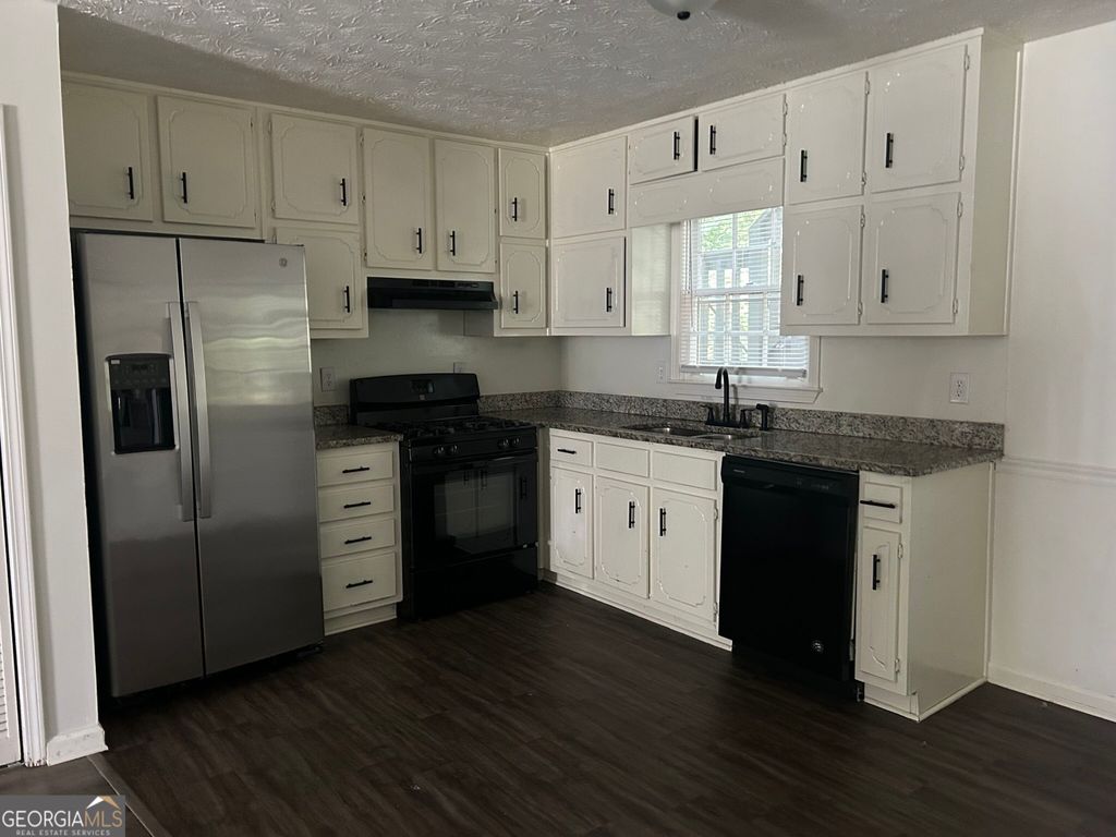 73 75 77 79 April Avenue, Stockbridge, GA 30281 — photo 2