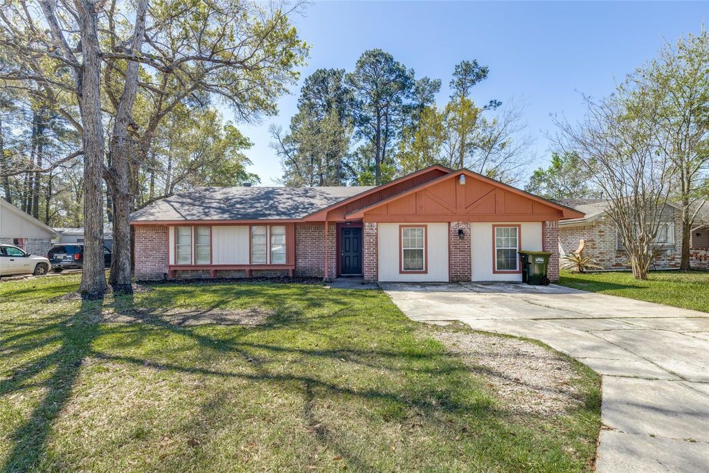 114 Belvedere Drive, Conroe, TX 77301