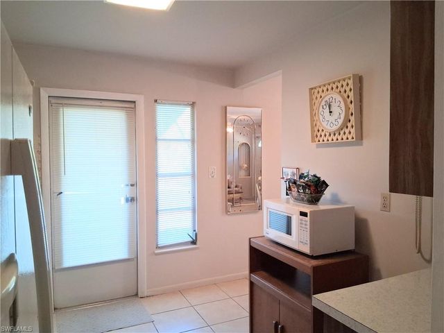 2 Tangelo CT, Lehigh Acres, FL 33936