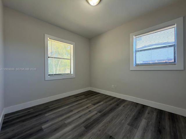 1325 NW 11th Ct, Fort Lauderdale, FL 33311