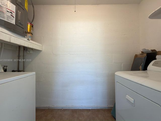 1325 NW 11th Ct, Fort Lauderdale, FL 33311