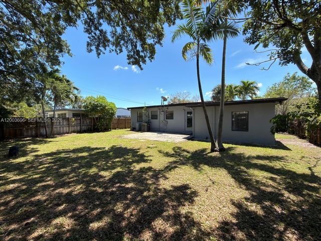 1325 NW 11th Ct, Fort Lauderdale, FL 33311