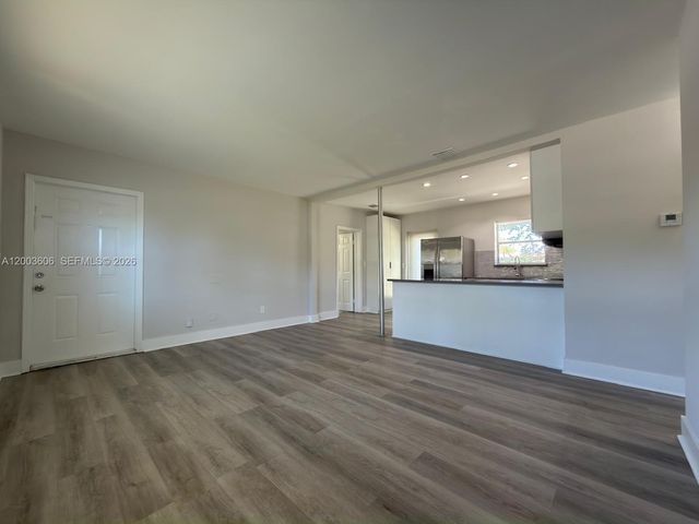 1325 NW 11th Ct, Fort Lauderdale, FL 33311