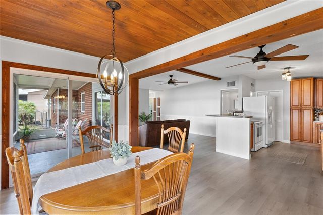 620 LAKE DRIVE, Oviedo, FL 32766