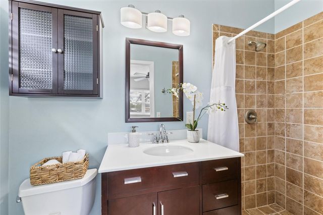 620 LAKE DRIVE, Oviedo, FL 32766