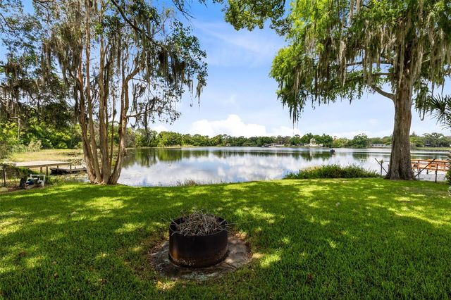 620 LAKE DRIVE, Oviedo, FL 32766