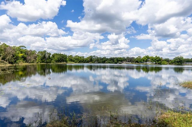 620 LAKE DRIVE, Oviedo, FL 32766