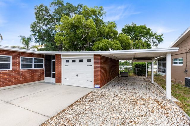 620 LAKE DRIVE, Oviedo, FL 32766