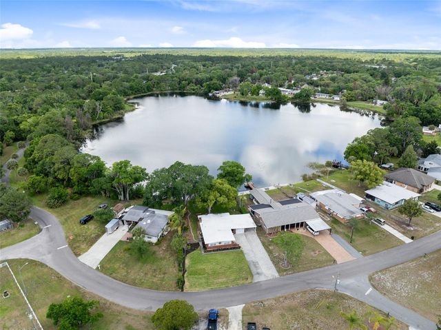 620 LAKE DRIVE, Oviedo, FL 32766