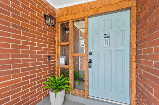 620 LAKE DRIVE, Oviedo, FL 32766