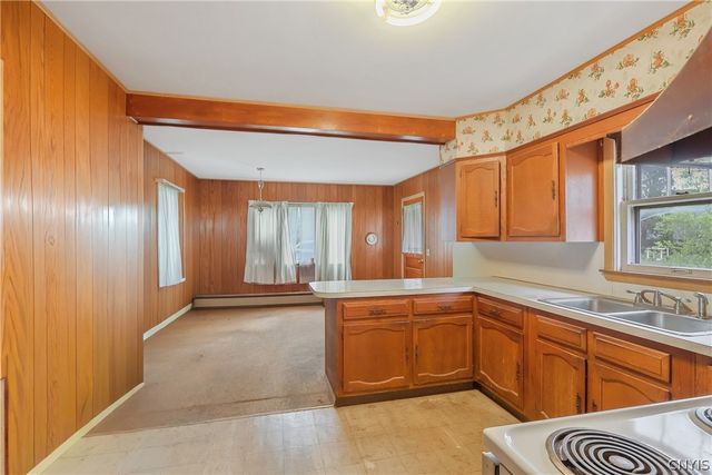 112 Gillespie Avenue, Camillus, NY 13219