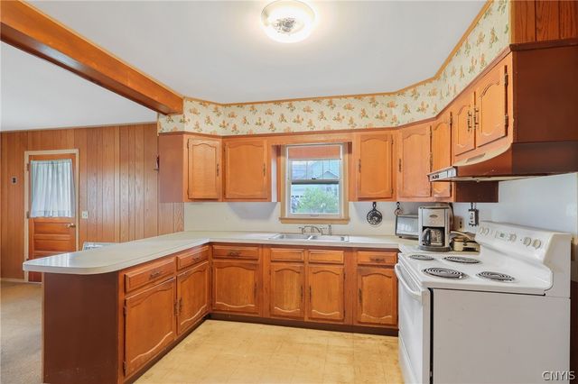 112 Gillespie Avenue, Camillus, NY 13219