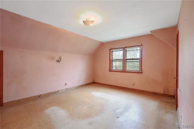 112 Gillespie Avenue, Camillus, NY 13219