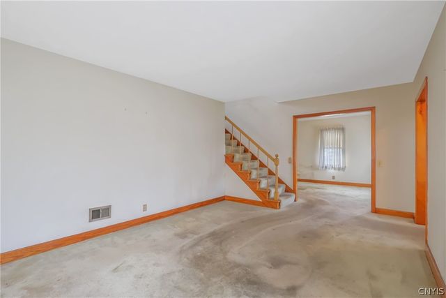 112 Gillespie Avenue, Camillus, NY 13219