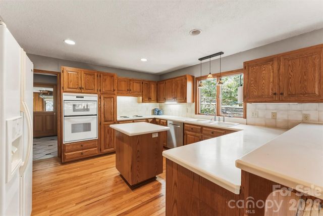 10 Thornwood Court, Clover, SC 29710