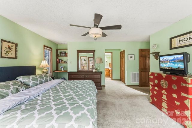 10 Thornwood Court, Clover, SC 29710