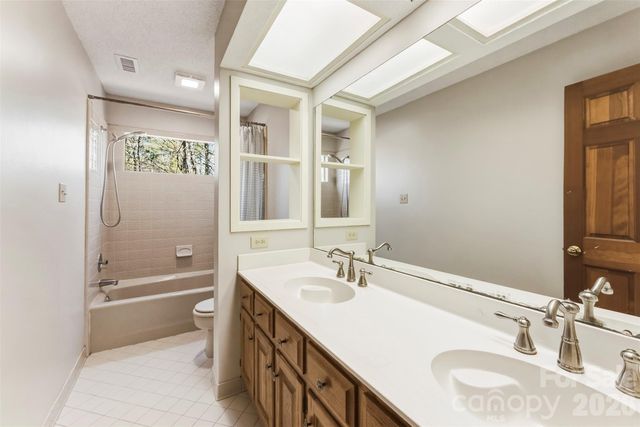 10 Thornwood Court, Clover, SC 29710