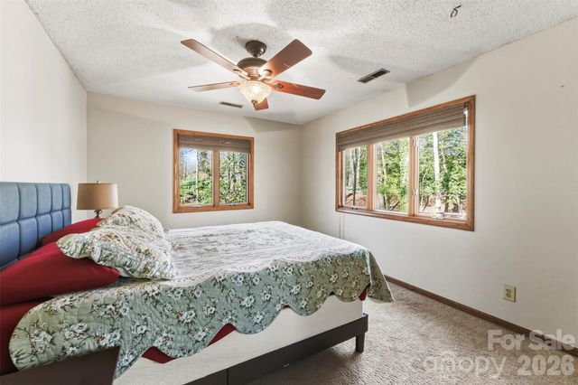 10 Thornwood Court, Clover, SC 29710