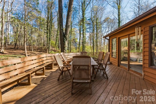 10 Thornwood Court, Clover, SC 29710