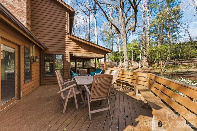 10 Thornwood Court, Clover, SC 29710