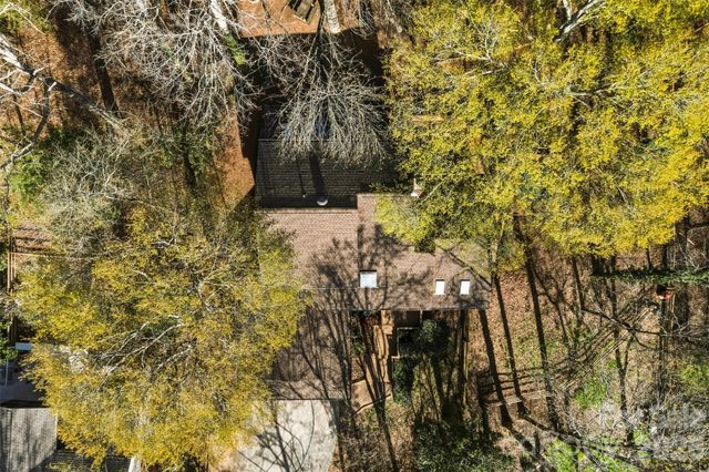 10 Thornwood Court, Clover, SC 29710