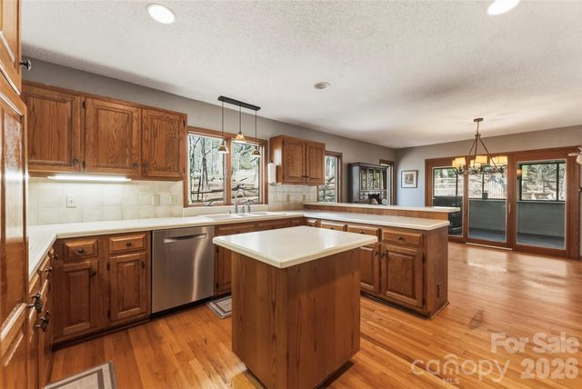 10 Thornwood Court, Clover, SC 29710