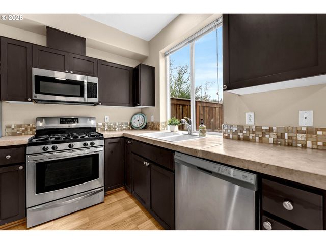 6429 Sw VINWOOD Ter, Beaverton, OR 97078