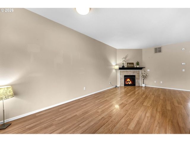 6429 Sw VINWOOD Ter, Beaverton, OR 97078