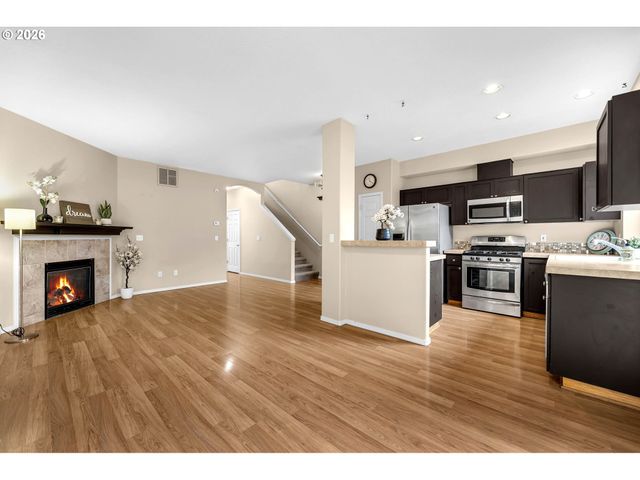 6429 Sw VINWOOD Ter, Beaverton, OR 97078