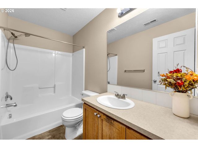 6429 Sw VINWOOD Ter, Beaverton, OR 97078