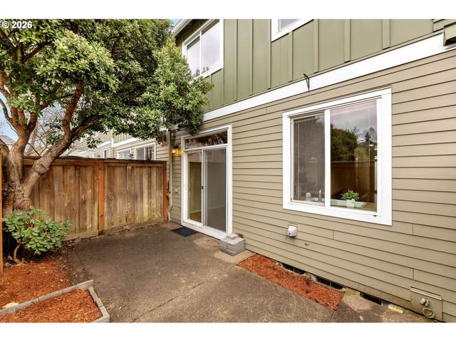 6429 Sw VINWOOD Ter, Beaverton, OR 97078