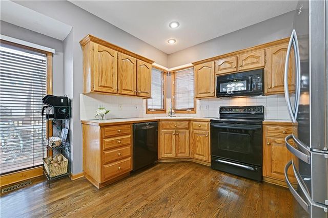 4206 N 110 Terrace, Kansas City, KS 66109