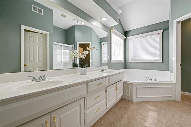 4206 N 110 Terrace, Kansas City, KS 66109