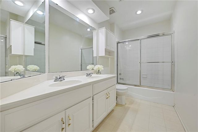 4206 N 110 Terrace, Kansas City, KS 66109