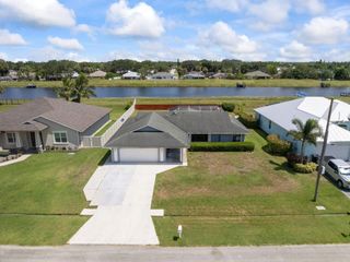 162 SW Dalton Circle, Port St Lucie, FL 34953