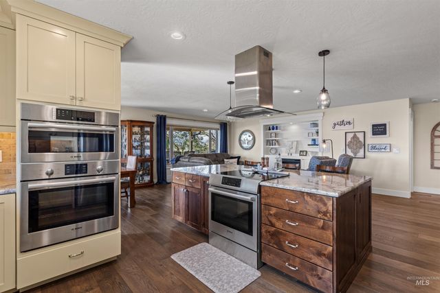 20796 Lowell Road, Caldwell, ID 83607