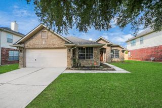 5522 Brazos Springs Drive, Sugar Land, TX 77479