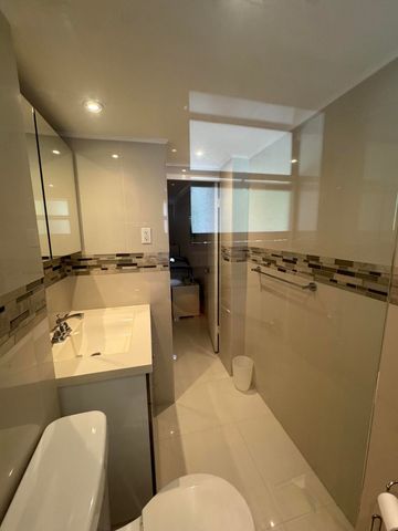 220 Kings Point Drive 210, Sunny Isles Beach, FL 33160