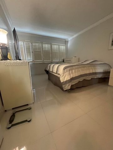 220 Kings Point Drive 210, Sunny Isles Beach, FL 33160