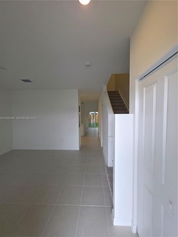 35687 SW 178th Pl, Homestead, FL 33034