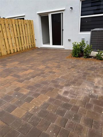 35687 SW 178th Pl, Homestead, FL 33034