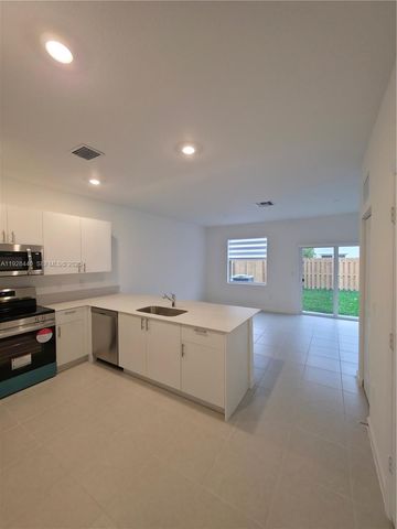 35687 SW 178th Pl, Homestead, FL 33034