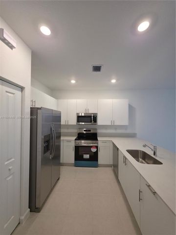 35687 SW 178th Pl, Homestead, FL 33034