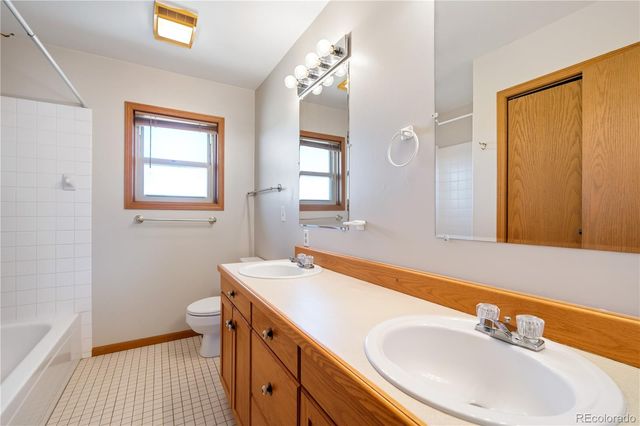 360 Sly Fox Way, Sedalia, CO 80135