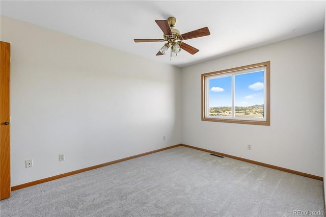 360 Sly Fox Way, Sedalia, CO 80135