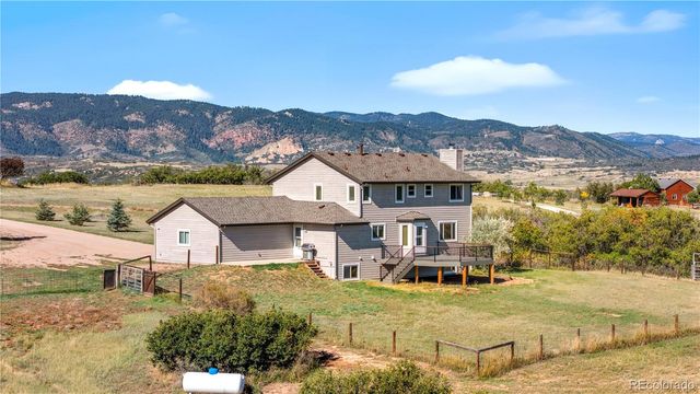 360 Sly Fox Way, Sedalia, CO 80135