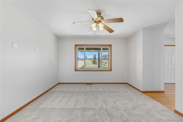 360 Sly Fox Way, Sedalia, CO 80135